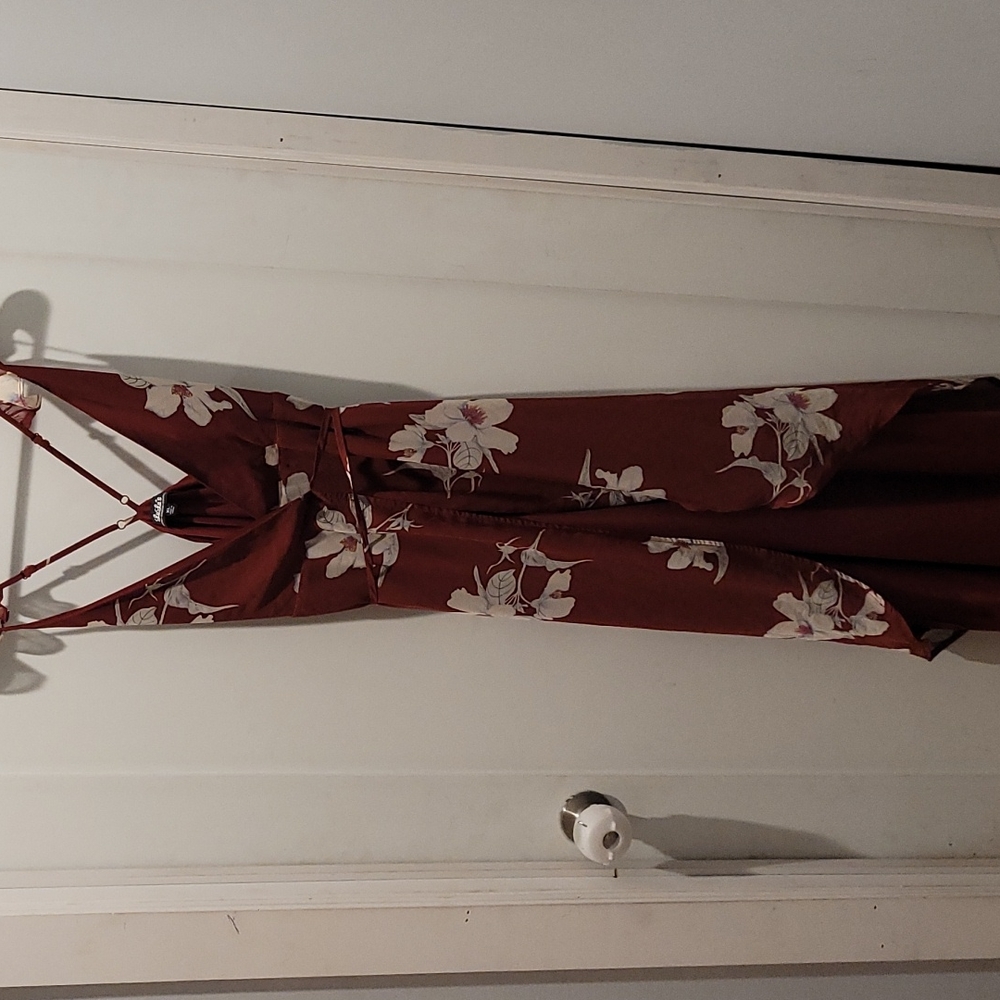 Wine floral dress, high low, Lulu's xl